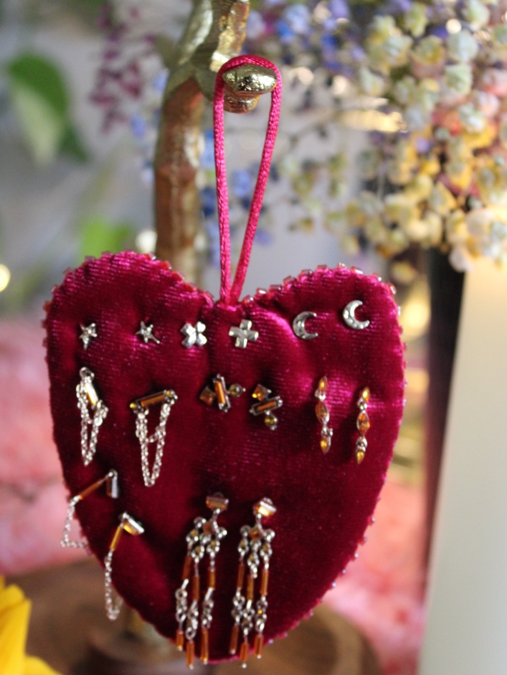 Free People Celestial Mix & Match Earring Set with Velvet Heart Holder - Picture 5 of 6